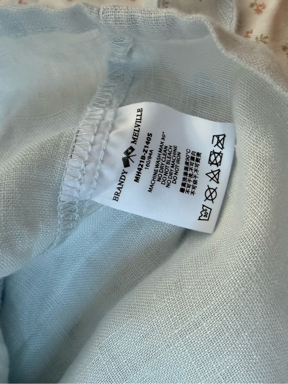Brandy Melville Lot of Tie Back Tops - Picture 6 of 10